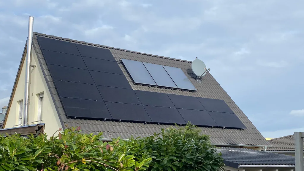 iKratos Photovoltaik Aufdachmontage