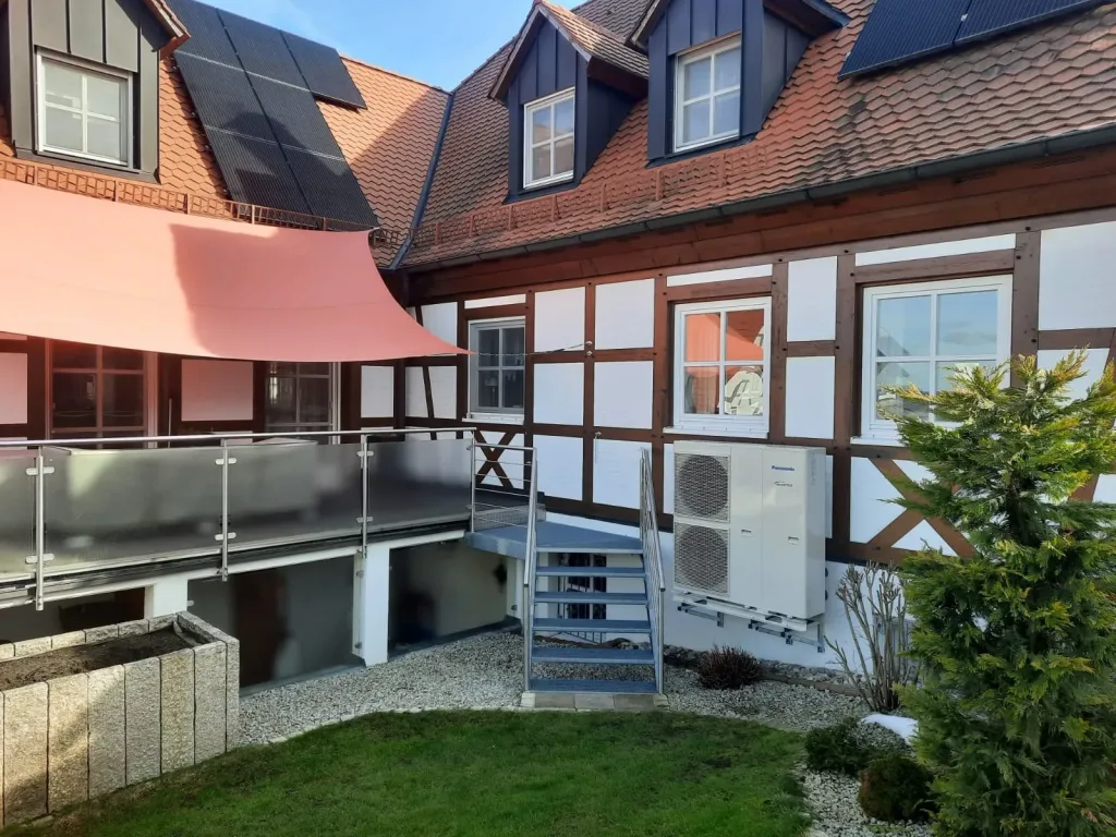 3 Tipps für gute Wärmepumpen – Dach PV-Anlage