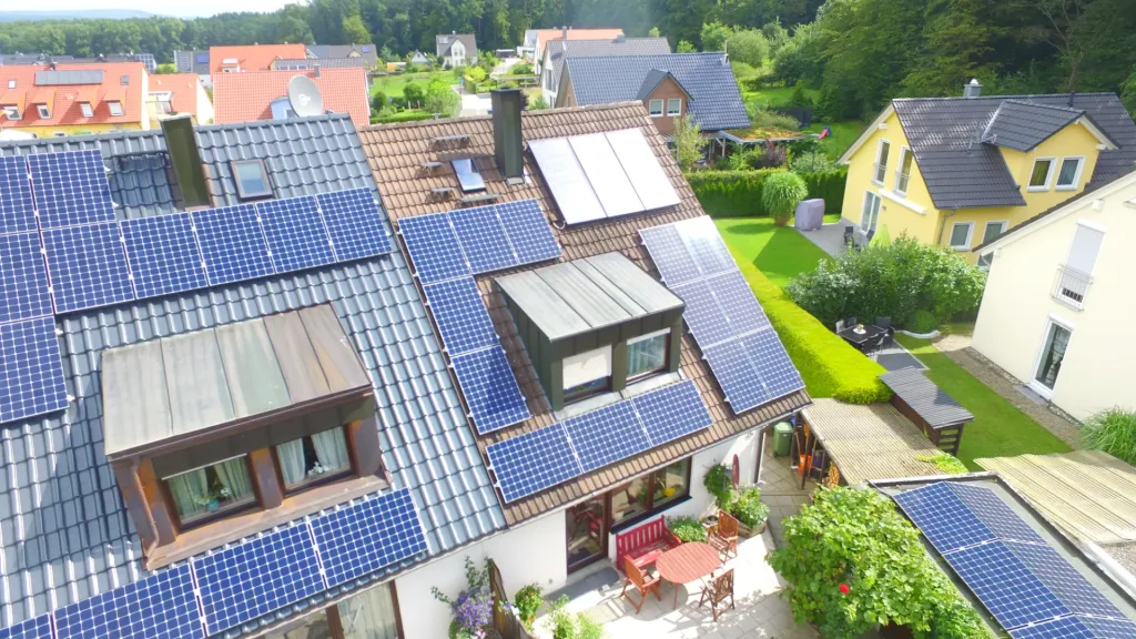 Photovoltaik Solar Wärmepumpe in Effeltrich – Photovoltaik Solar Waermepumpe in 91090 Effeltrich