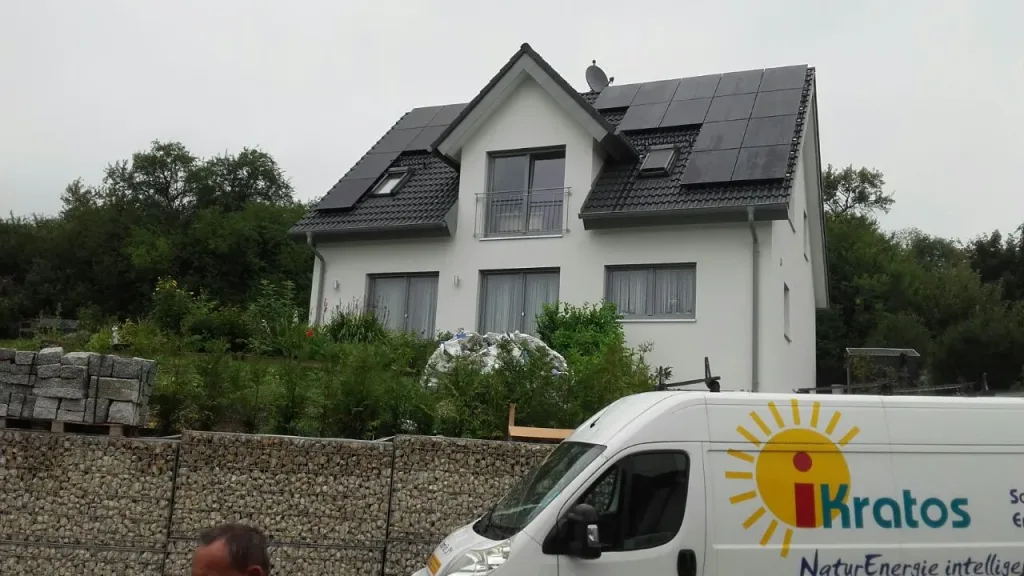 Solaranlage SunPower Maxeon Performance mit TESLA Speicher Fuerth Bayern